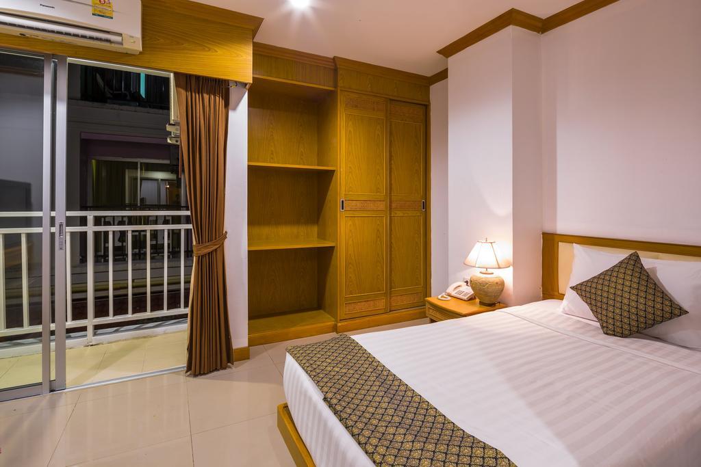 Azure Hotel