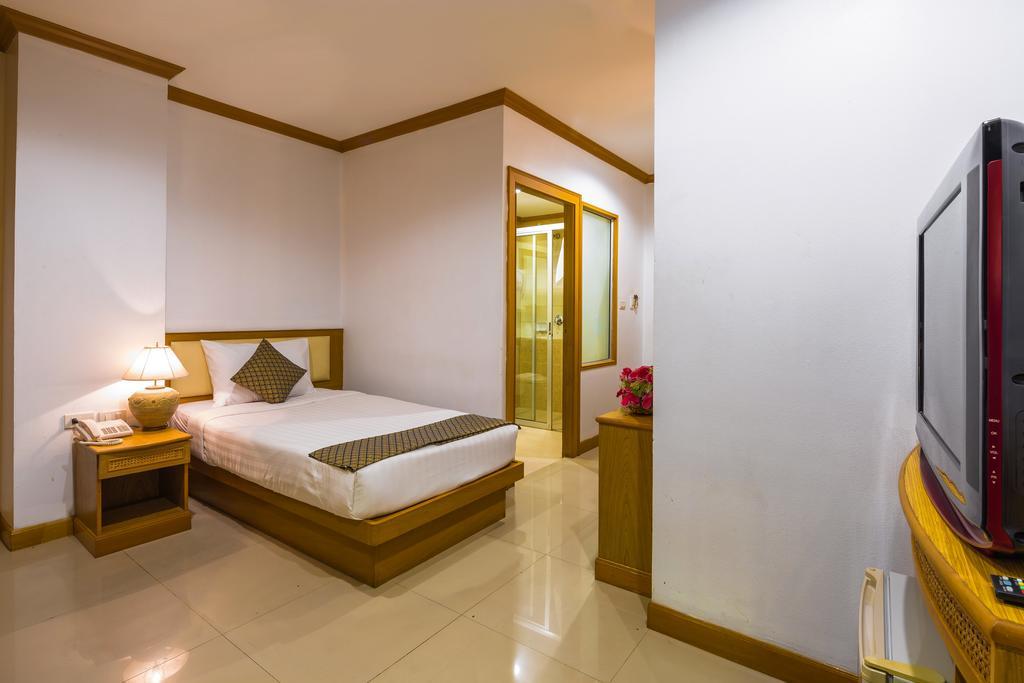 Hotel Azure Phuket