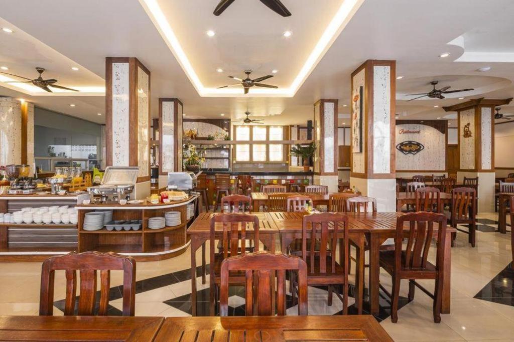 Azure Phuket 3* Patong