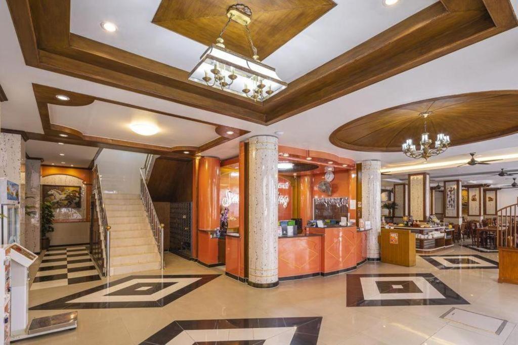 Hotel Azure Phuket