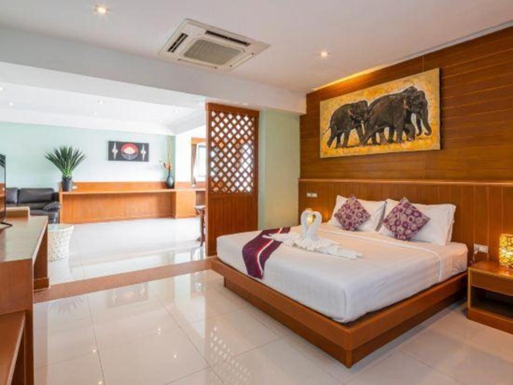 Azure Phuket Hotel Patong