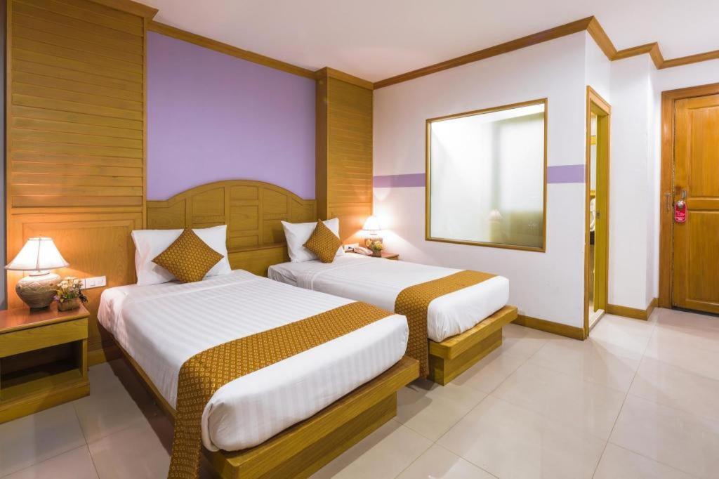 Azure Phuket 3*